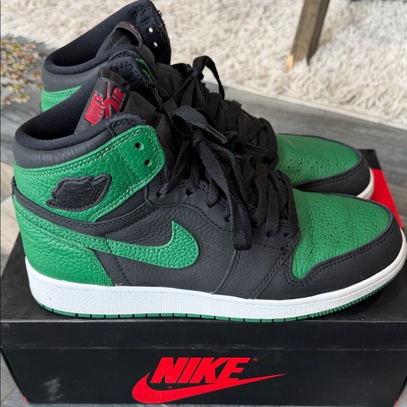 Nike Shoes - Nike Air Jordan 1 retro High pine Green Black Sneakers